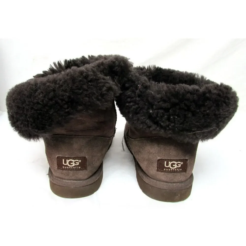 Used UGG Bailey Button Boots 5991Y Big Kid Youth Sz US 5 brown Suede Sheepskin